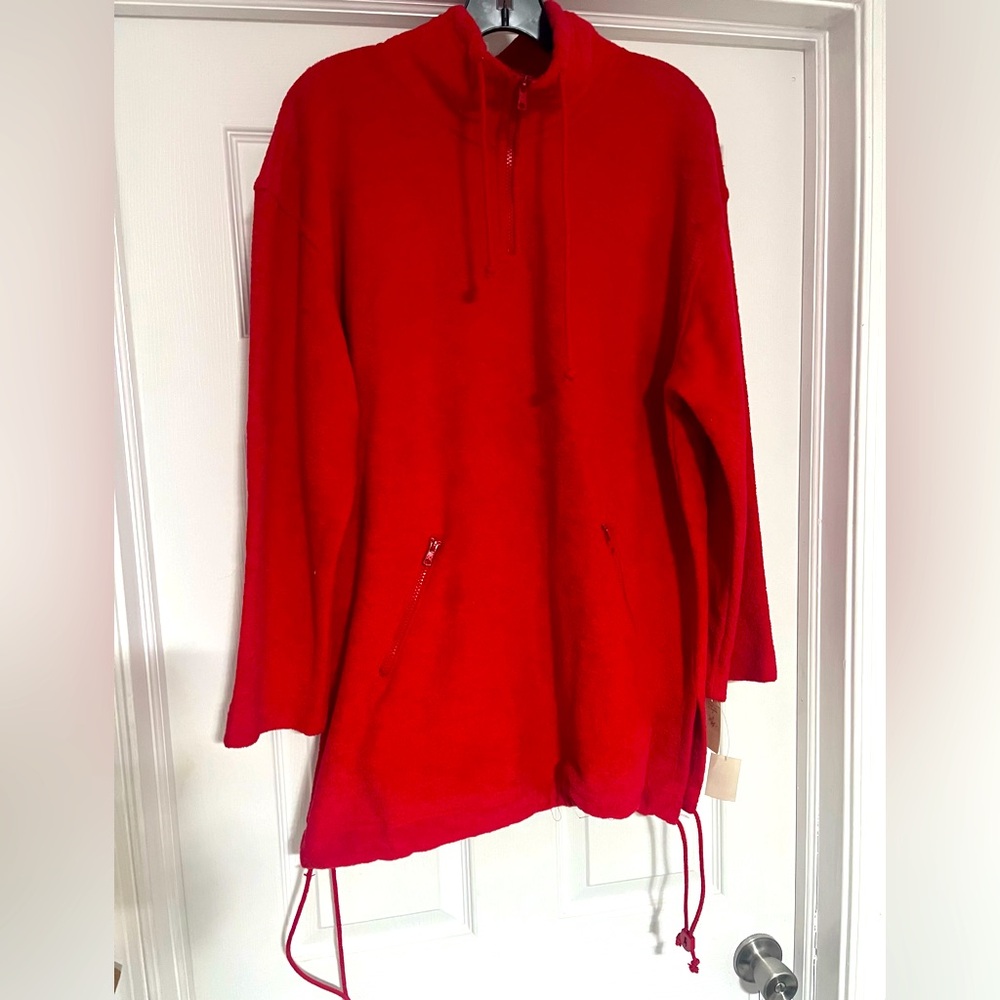 Vittadini sport women’s sweater size M.